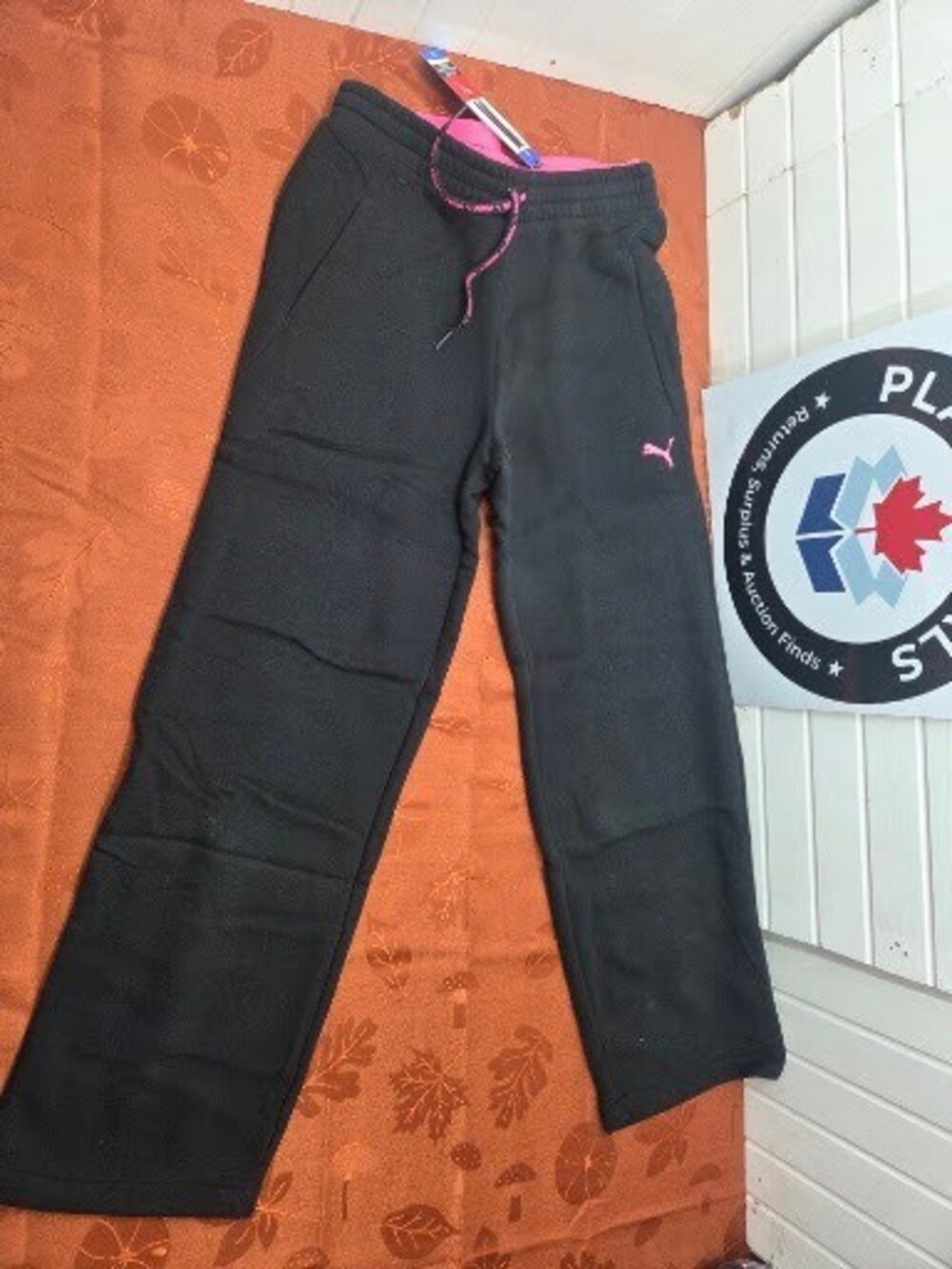 PUMA Youth Girls' Wide-Leg Fleece Pants, Black / Hot Pink, Size Large
